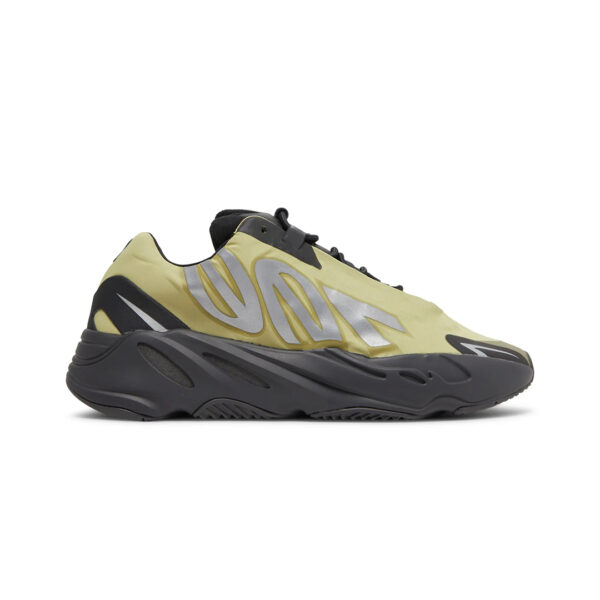 Yeezy Boost 700 MNVN Resin