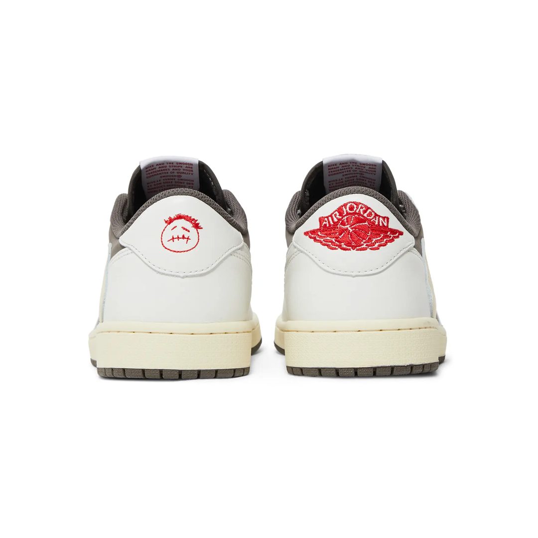 Фото 4: Air Jordan — Travis Scott x Air Jordan 1 Retro Low OG Reverse Mocha — доступно в POGO Фото 4: Air Jordan — Travis Scott x Air Jordan 1 Retro Low OG Reverse Mocha — доставка рідкісних товарів з-за кордону