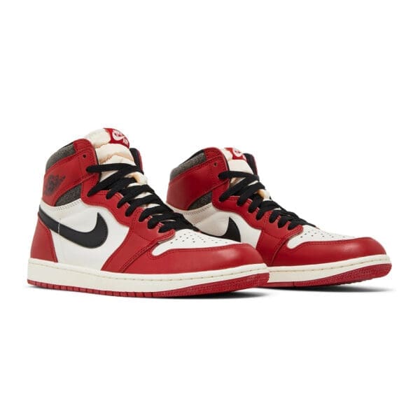 Air Jordan 1 Retro High OG Чикаго Потерянные и Найденные