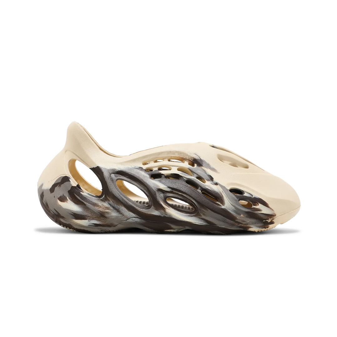 Фото 1: Yeezy — Yeezy Foam Runner MX Cream Clay — доступно в POGO Фото 1: Yeezy — Yeezy Foam Runner MX Cream Clay — доставка рідкісних товарів з-за кордону