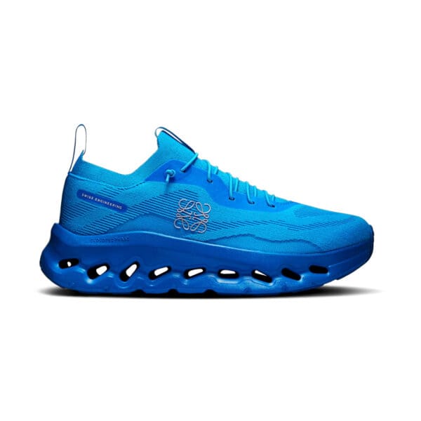 On Running Cloudtilt x Loewe Blue
